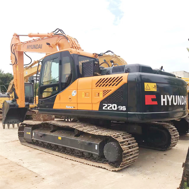 Hyundai 220-9s Excavator The Ultimate Machine for Your Construction Needs in 's Market