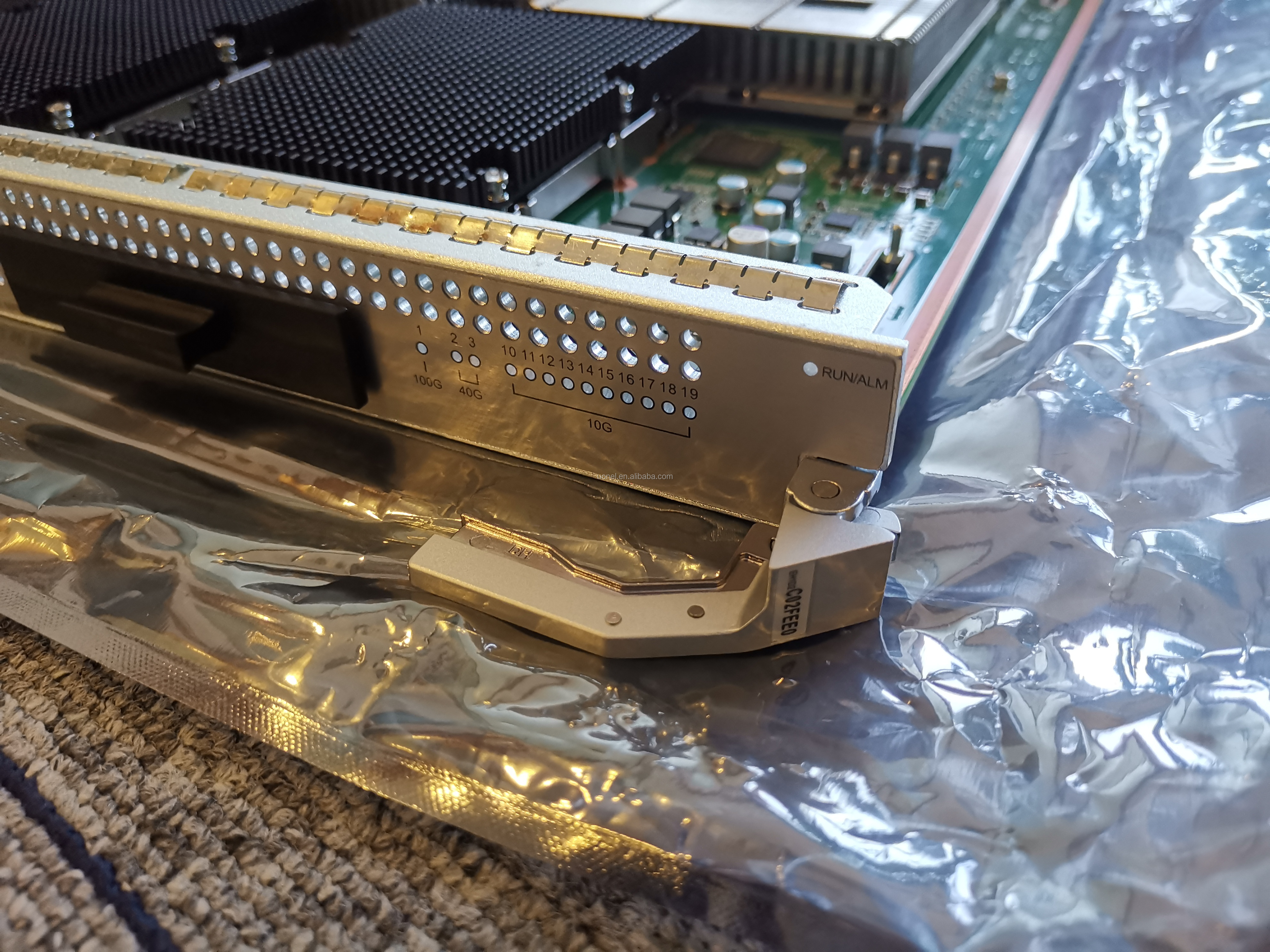 S9700 EH1D2C02FEE0 EH1D2 C02FEE0 03030RYF for Huawei S9700 Switch 100GE Ethernet Interface Card