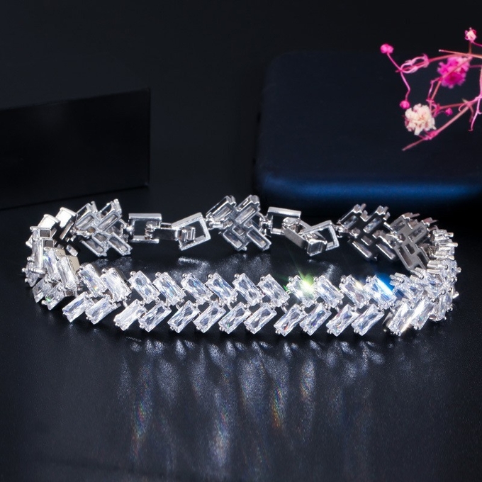 Fashion Bracelet Bangle for Women Captivate Bar Slider Brilliant CZ Rose Gold Color Jewelry CZ Crystal Bracelet Bangle