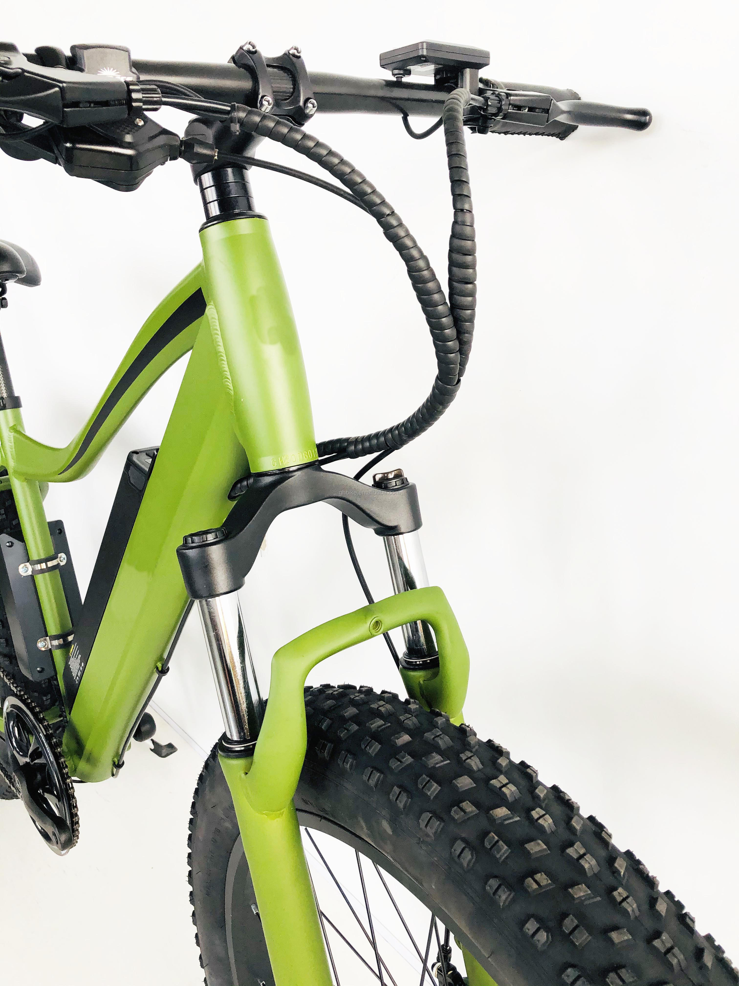 Sunrace 7 Speeds Derailleur 26inch Fat Tire 500W Green Color Electric Mountain Snow E-Bike