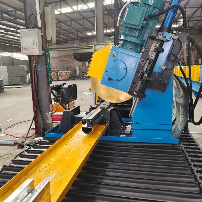 Fully Automatic Gearbox Driven Industrial Fence Upright Storage Rack Roll Forming Machine