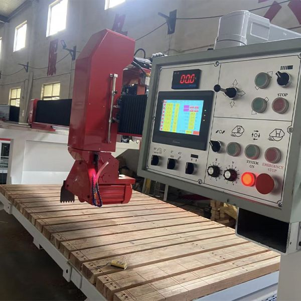 3 Axis 15 kW Bridge Stone Cutting Machine Granite Customizable CNC Machine Motor Max Cutting Length 1500mm Zeus Brand 380V/220V