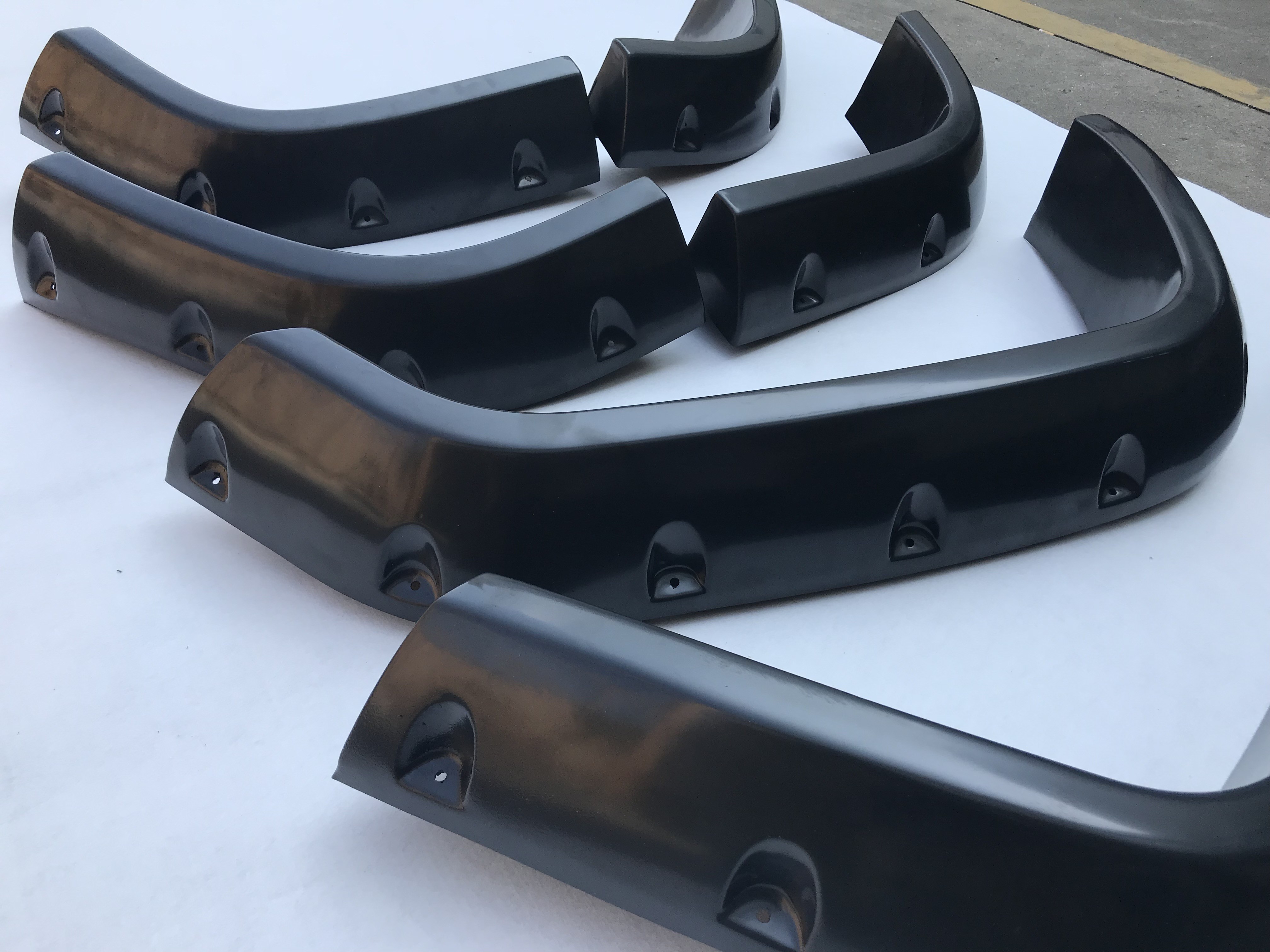 MOSUN Flexible Car Wheel Fender Flares , Extra Wide Body Fender Flares