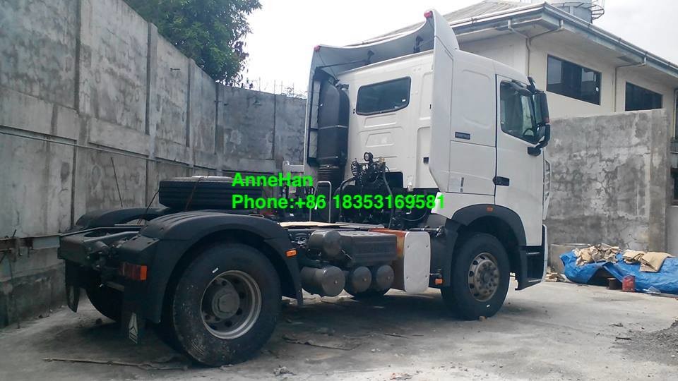Sinotruk HowoA7 420hp 10 Wheels Tractor Trailer Truck