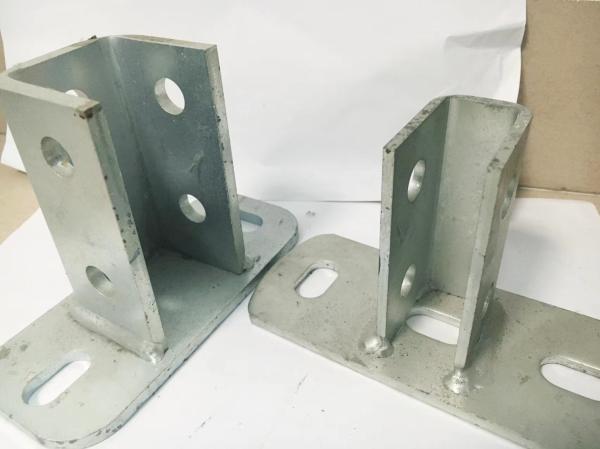 Silver Zinc Plated Steel 12 Gauge Strut Channel Base For Corrosion Resistant