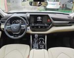 2022 Electric With Gasoline Toyota Highlander Two Engine 2.5L 4WD 5 Door 7 seats