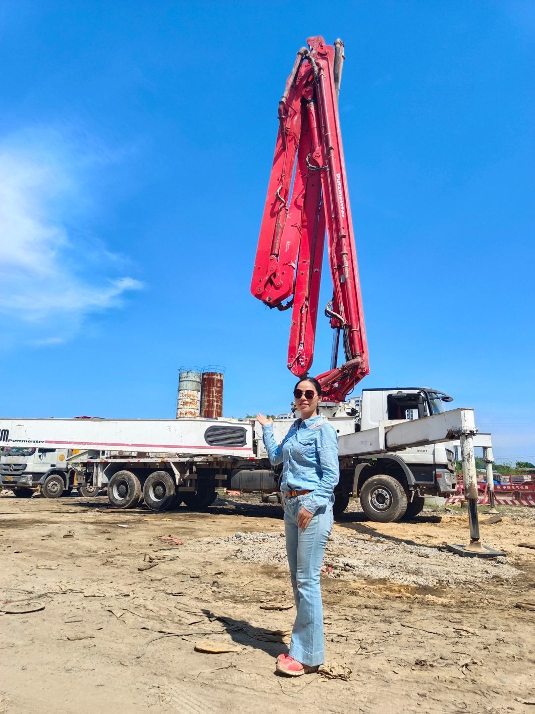 Refurbished Putzmeister Concrete Pump 38m 46m 49m 56m with Benz Chassis