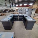 Morden Register Checkout Counter , ODM Supermarket Cashier Desk With Conveyor