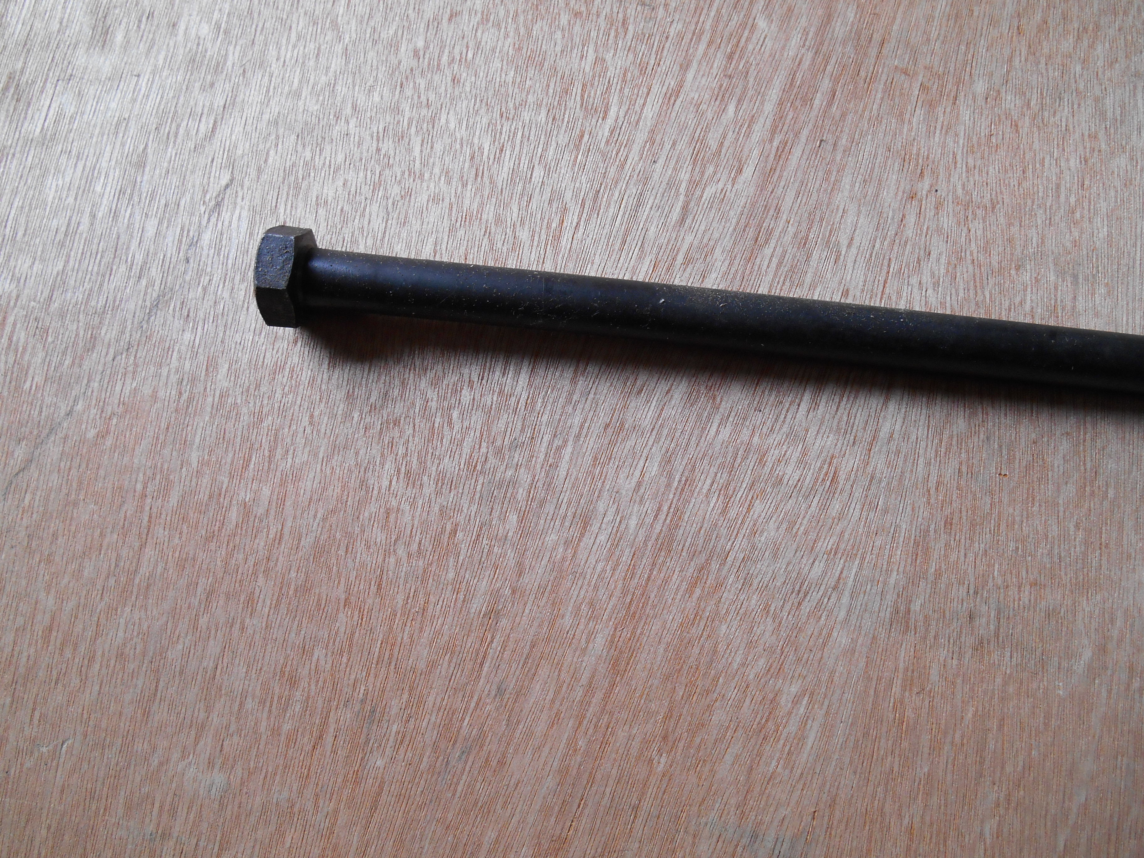 16Y-15-00022 Bolt Bulldozer Parts SEM818D SEM816D SEM822D