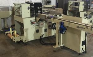 China Full Automatic Facial Tissue Packing Machine , Tissue Packaging Machine Single Channel wholesale