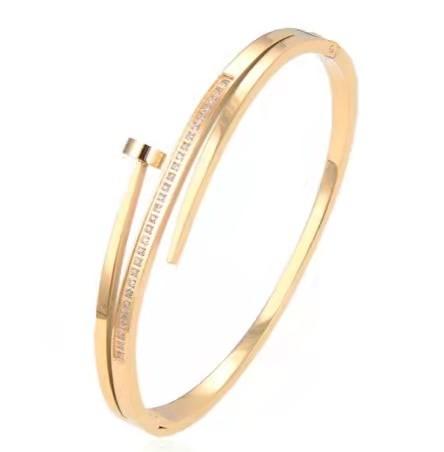 ODM Party Stainless Steel Designer Jewelry Personalised Letter Nail Bangle
