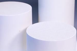 China Honeycomb Ceramic Catalyst DPF Substrate / 200CSI Catalytic Particle Filter wholesale