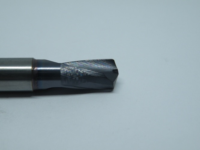 TH-TB Series Solid Carbide End Mills Silver Color For Metal Drilling