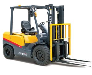 China LTMG Warehouse Counterbalance Lift Truck 2.5 Ton 3 Ton Diesel Powered Forklift wholesale