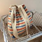 New pleated literary shoulder bag braided women's bag winter knit bag fashion