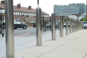 China 304 / 316 Stainless Steel Bollards Good Corrosion Resistance Not Rust / Deform wholesale