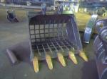 Customized Excavator Sieve Skeleton Bucket For Parts 0.4 Cbm