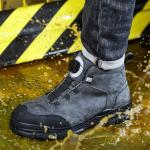 Kevlar Midsole Safety Boots For Security Work In Black Microfiber