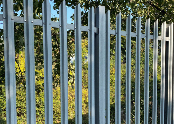 High Security Steel Palisade Fencing Anti Climb Durable Perimeter Protection