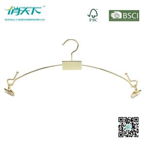 China Betterall Vaulted Chrome Metal Hanger with Skid-proof Clips wholesale