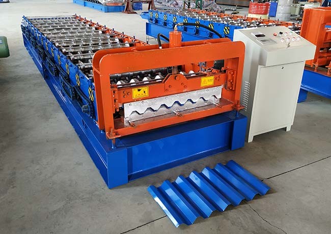 Trapezoidal Sheet Metal Roll Forming Machines Single Layer Type Easy Installation