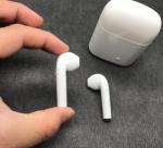 Black White Mobile Phone Wireless Earphones With Dual Mic For Call And Music