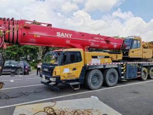 China 4 Shaft Used Truck Crane 80 Tons Mobile Crane Used Heavy Equipment Yellow and Red wholesale