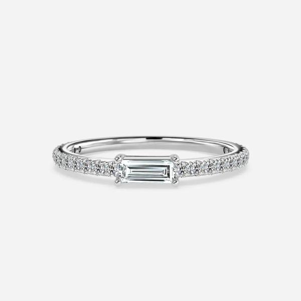 Round Lab Grown Diamond Wedding Band VVS Clarity HPHT Emerald Cut in Prong