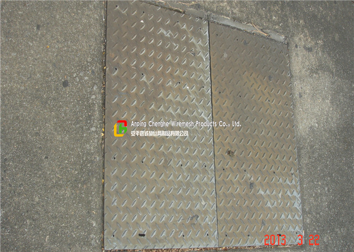 Singapore Galvaniszed Pedestrian Grating With Chequer Plate for Metal Work