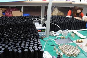 China dipusi flashlight supplier - a leading supplier of kinds of flashlight NEW wholesale