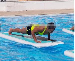 China Color Customized Inflatable Tumbling Mat , Inflatable Yoga Mat For Groud / Water wholesale