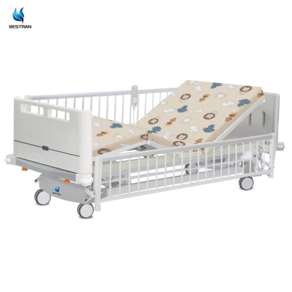 Remote Control Electric Pediatric Hospital Bed For Children Fall Prevention Side