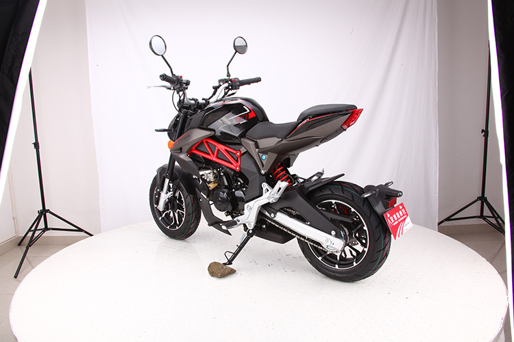 Customized Color Mini Motorcycle Mini Cruiser Motorcycle Front Disc Brake