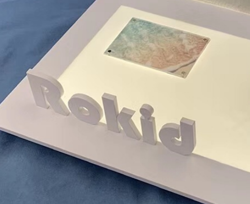 Recyclable Acrylic Counter Display Stands Multifunctional Odorless