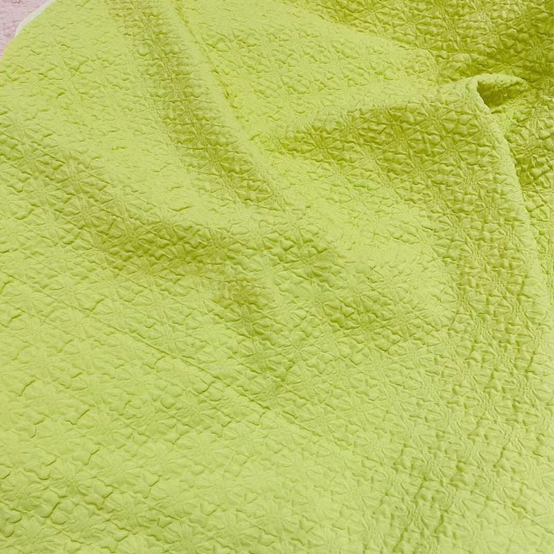 Seersucker Embossing 57 inch Polyester Jacquard Fabric For Dress Abrasion Resistant