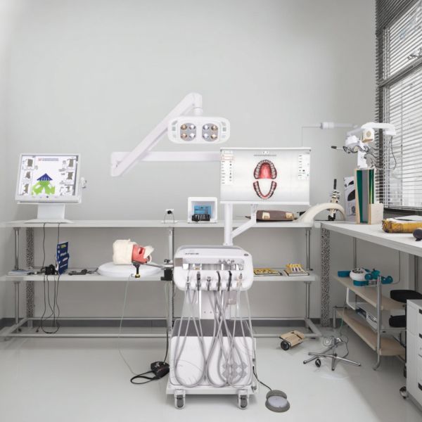 Oral Simulation System for College Training Advanced Dental Simulation Training System with Compressor Surgical Light