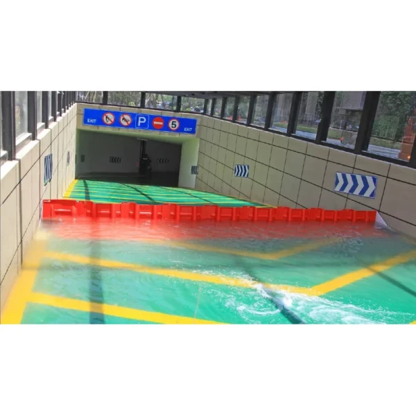 Movable Temporary Flood Control Board ABS Water Filled Plastic Flood Barrier