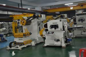 China Steel Coil Manual Uncoiler Sheet Metal Decoiler Punch Three In One Feeder wholesale