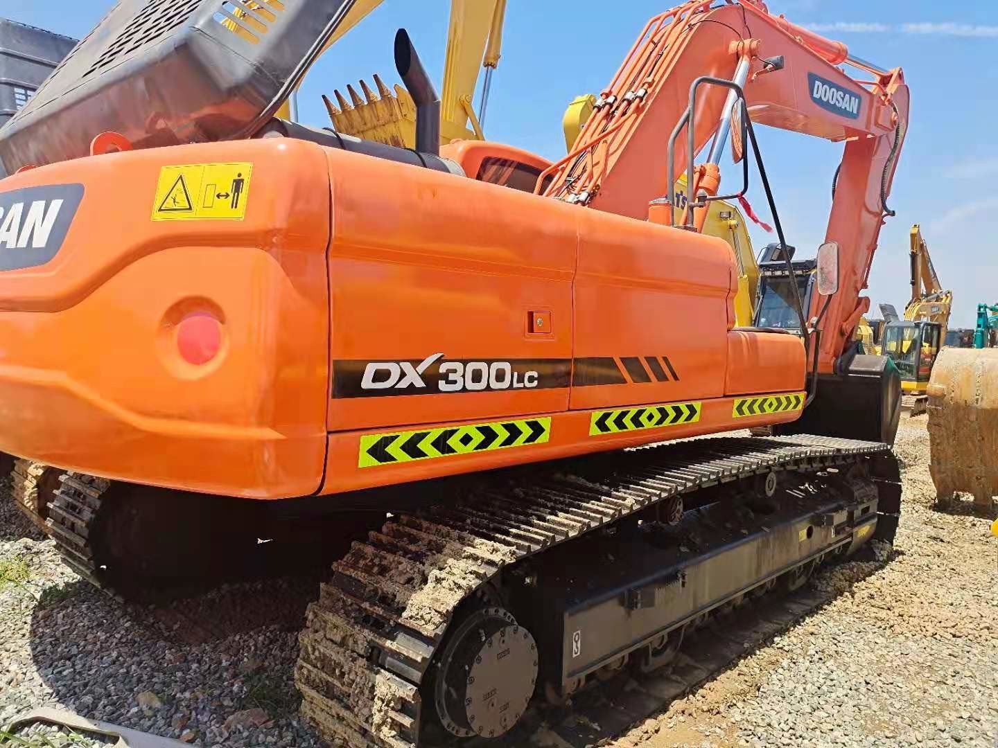 DX300 Hydraulic Crawler Excavator Machinery Used Doosan
