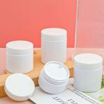 Diameter 50mm Plastic Jars With Colored Lids For Cosmetic Packaging