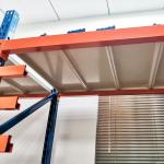 Industrial Heavy Duty Rack with 200kg 300kg 500kg Layer Load and Sturdy