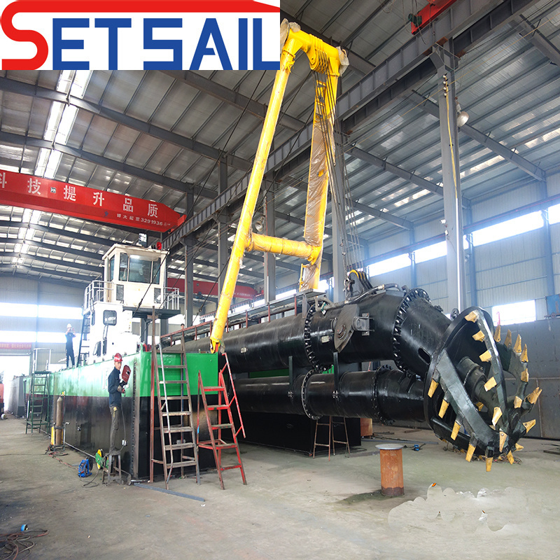 Diesel Enging Hydarulic Motor 22 Inch Cutter Suction Mud Dredger