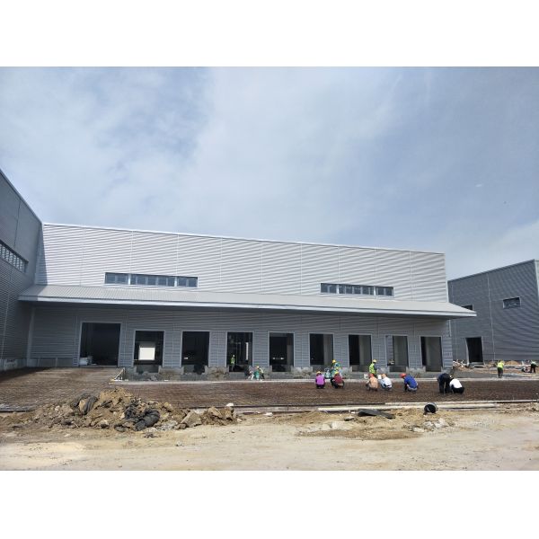 Customizable Size Lightweight Sliding Door and Corrosion Resistant Roller Shutter Steel Structure