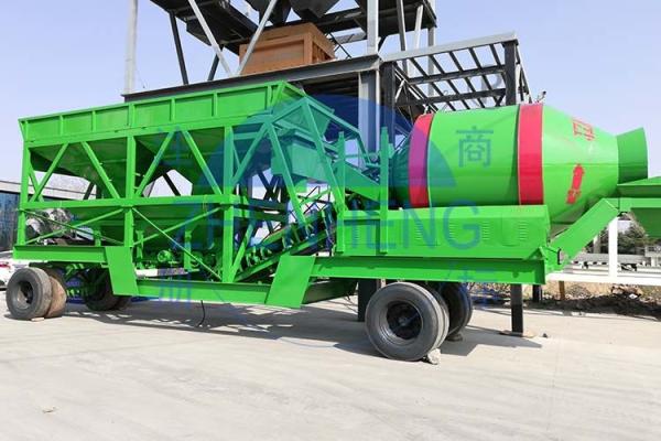 35m3 / H Mobile Drum Mix Plant, Electric JZM750 Mobile Construction Equipment