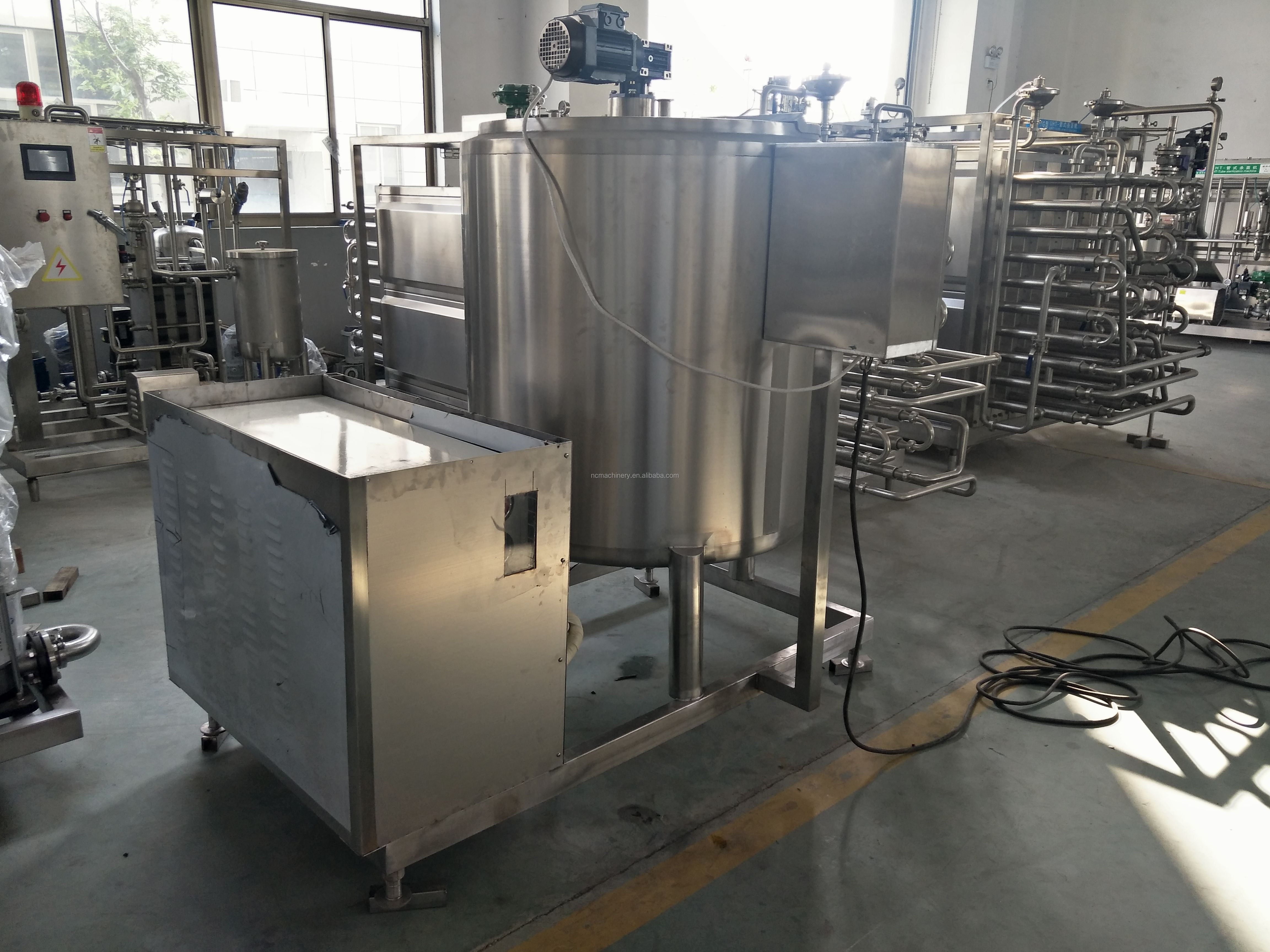 Processing 200L Stainless Steel Milk Cooling Tank with 5.5KW Power