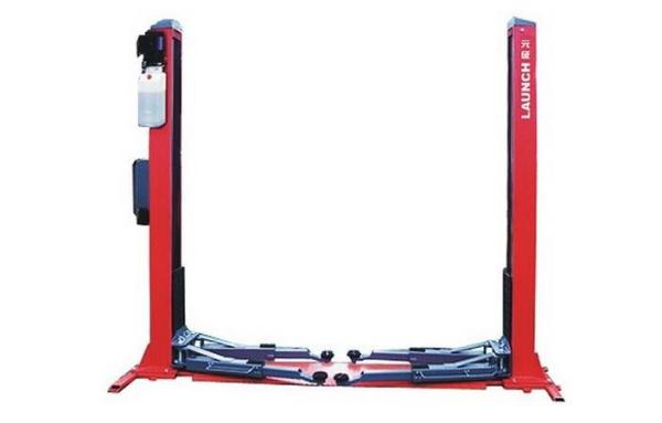 Portable Automotive Workshop Equipment , 2 Post Automobile Car Lifts For Small