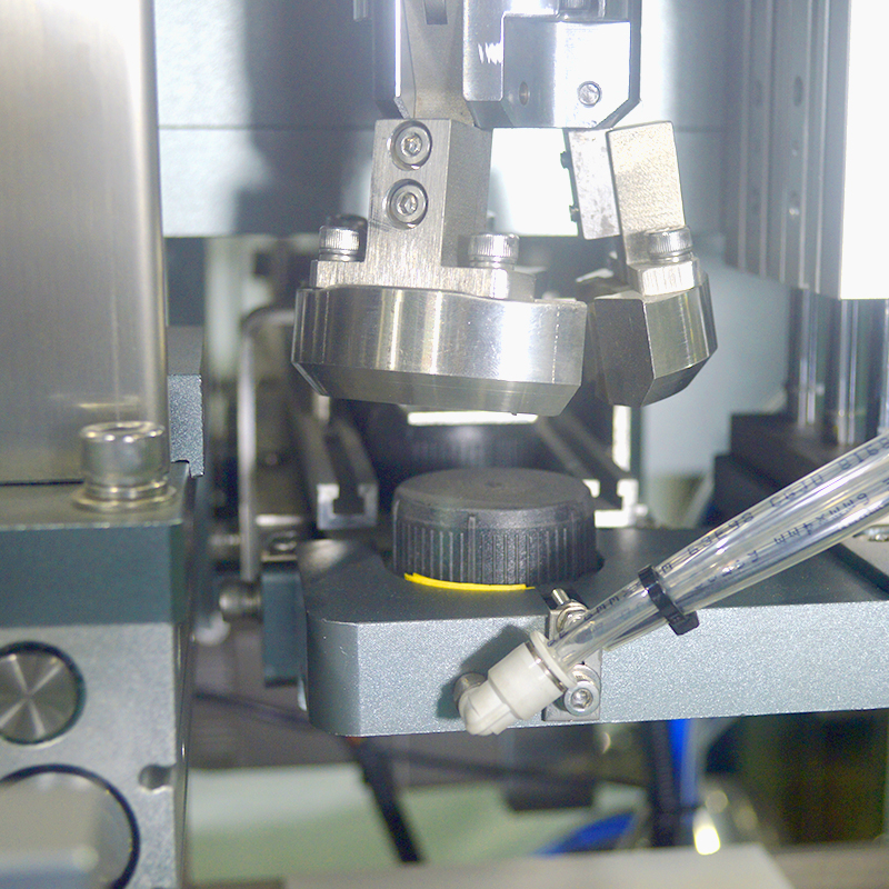 1-10L Bottle Filler Filling Sealing Machine for Lubricating Oil Engine Oil Motor Oil Solution in Manufacturing Plant