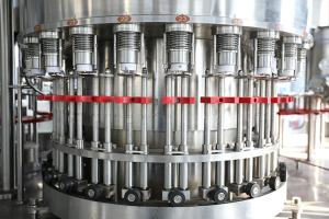 China 5.2KW carbonated drink filling machine / bottling equipments 9,000BPH (500ml) capability wholesale