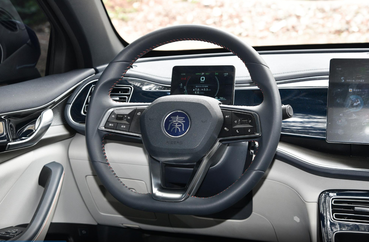 Qin PLUS DM-I 55KM 1.5L 110hp L4 Plug-In Hybrid Car Slow Charge 2.52 Hours