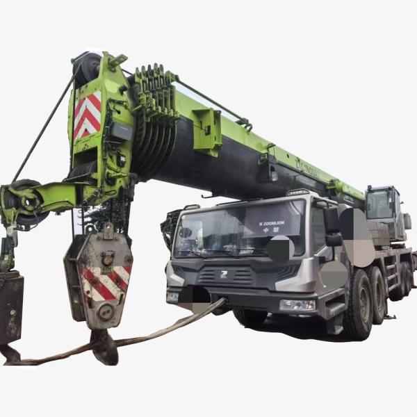 80000kg Rated Loading Capacity 2022 Zoomlion 100A7 100 ton 75m Arm Length Truck